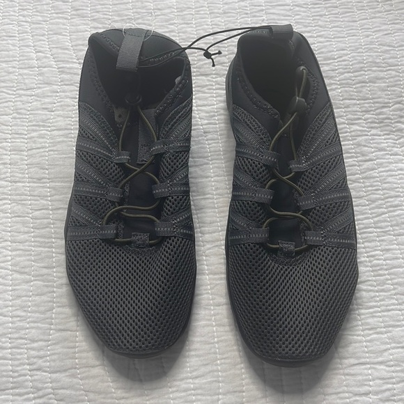 All In One Motion Water Shoes Dark Gray Size 8 - Picture 7 of 10